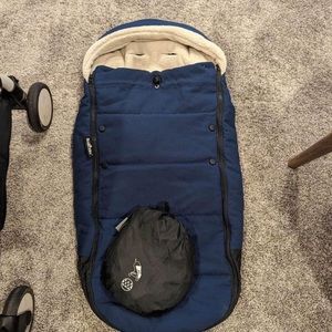 Gently used baby zen yo-yo footmuff